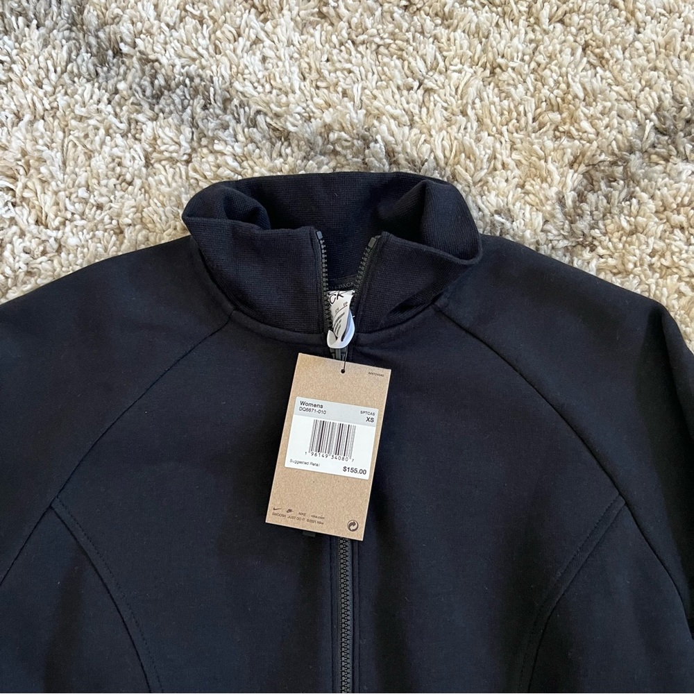 ✔️ NWT✔️ NIKE Sportswear Tech Pack Jumpsuit - Picture 6 of 10